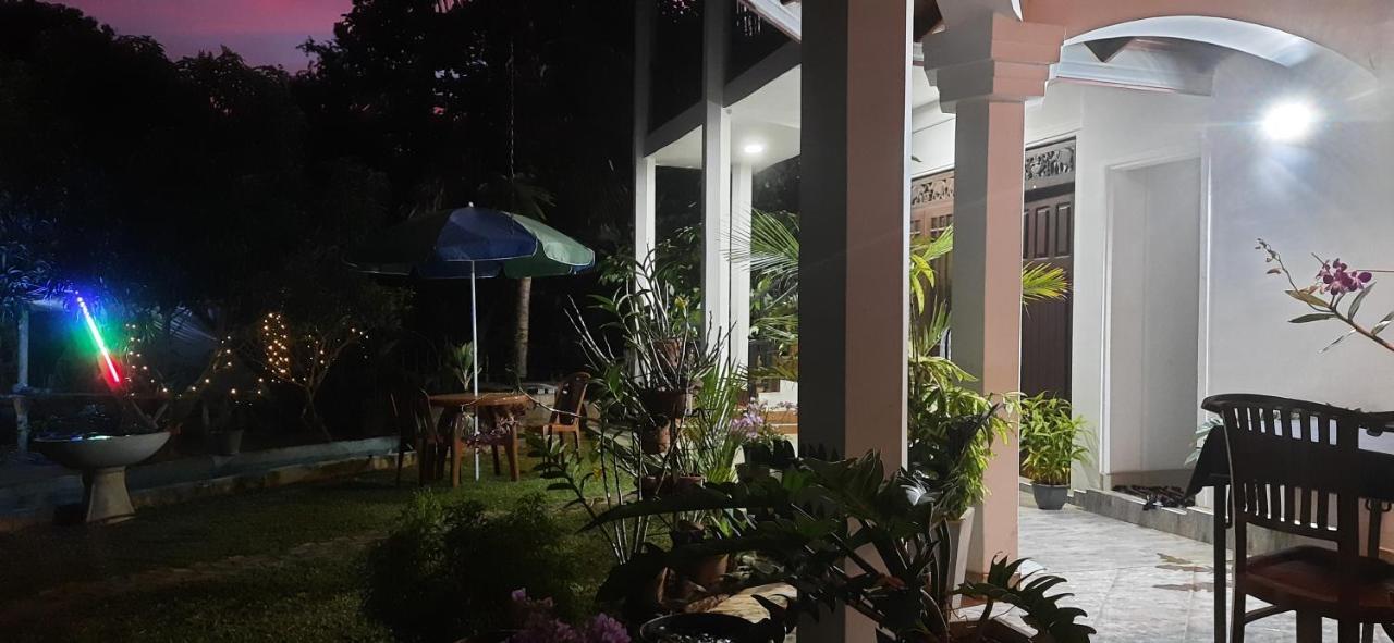 Green Edge Residences Dambulla Bagian luar foto