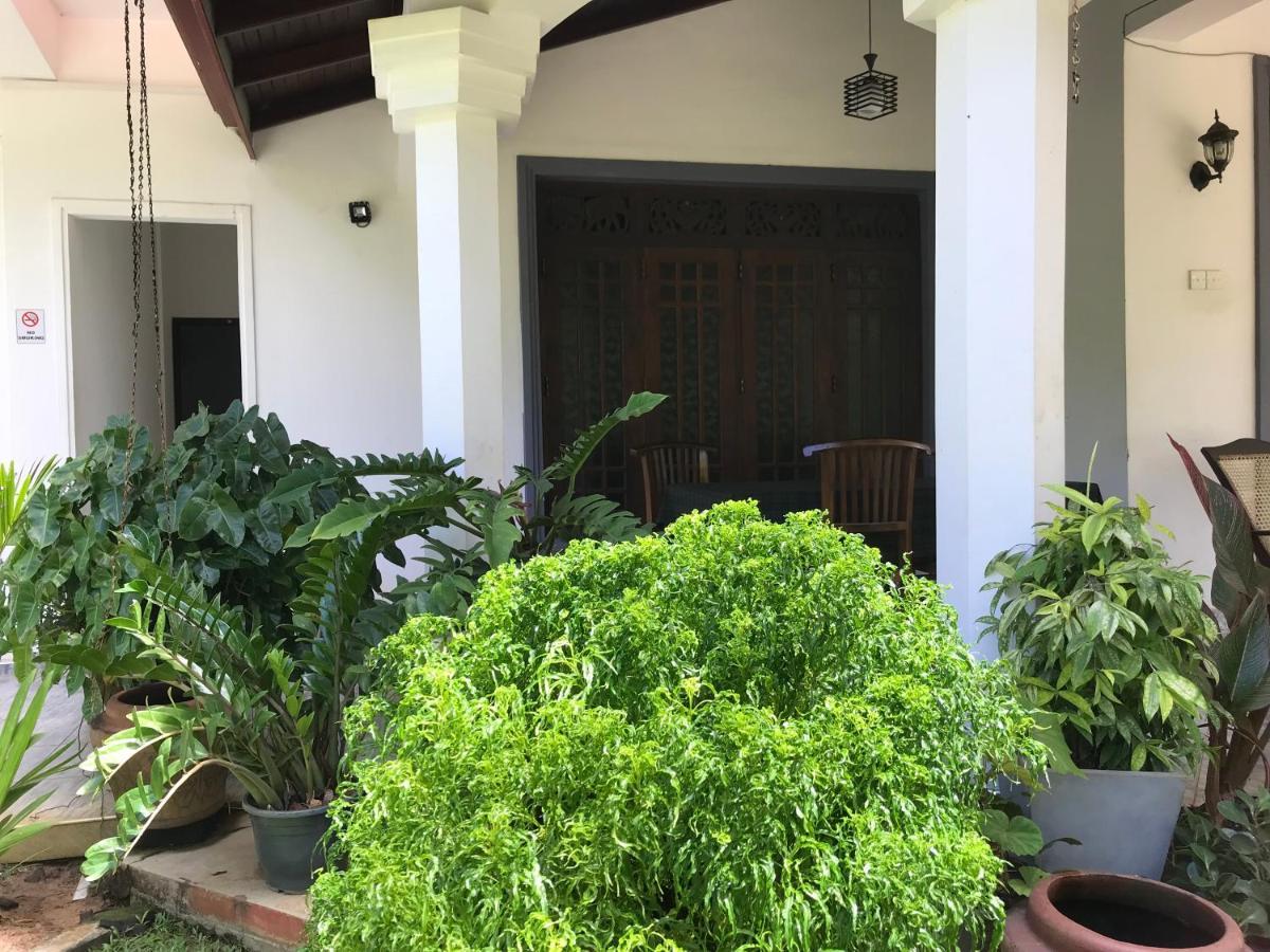 Green Edge Residences Dambulla Bagian luar foto