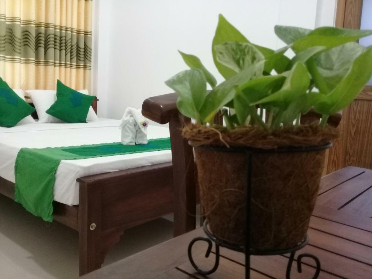 Green Edge Residences Dambulla Bagian luar foto